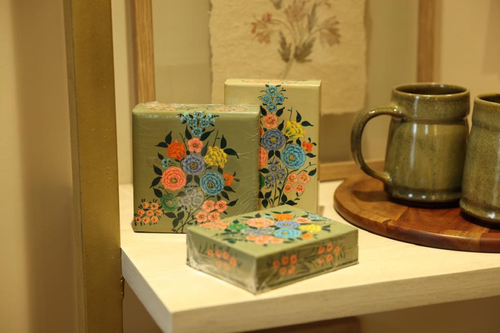 Pistachio Floral Jewellery Box