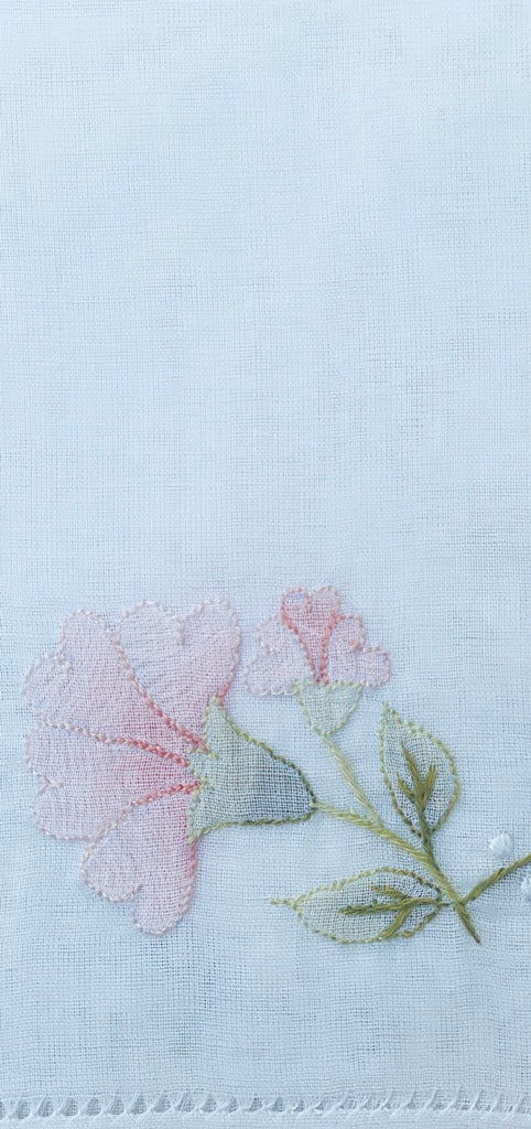 Heirloom peach orchid Portuguese hand embroidered napkins - set of 4