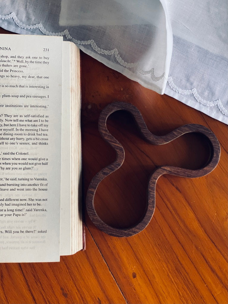 Teakwood pot stand