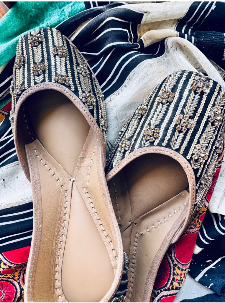 Handmade Amritsari Jutti